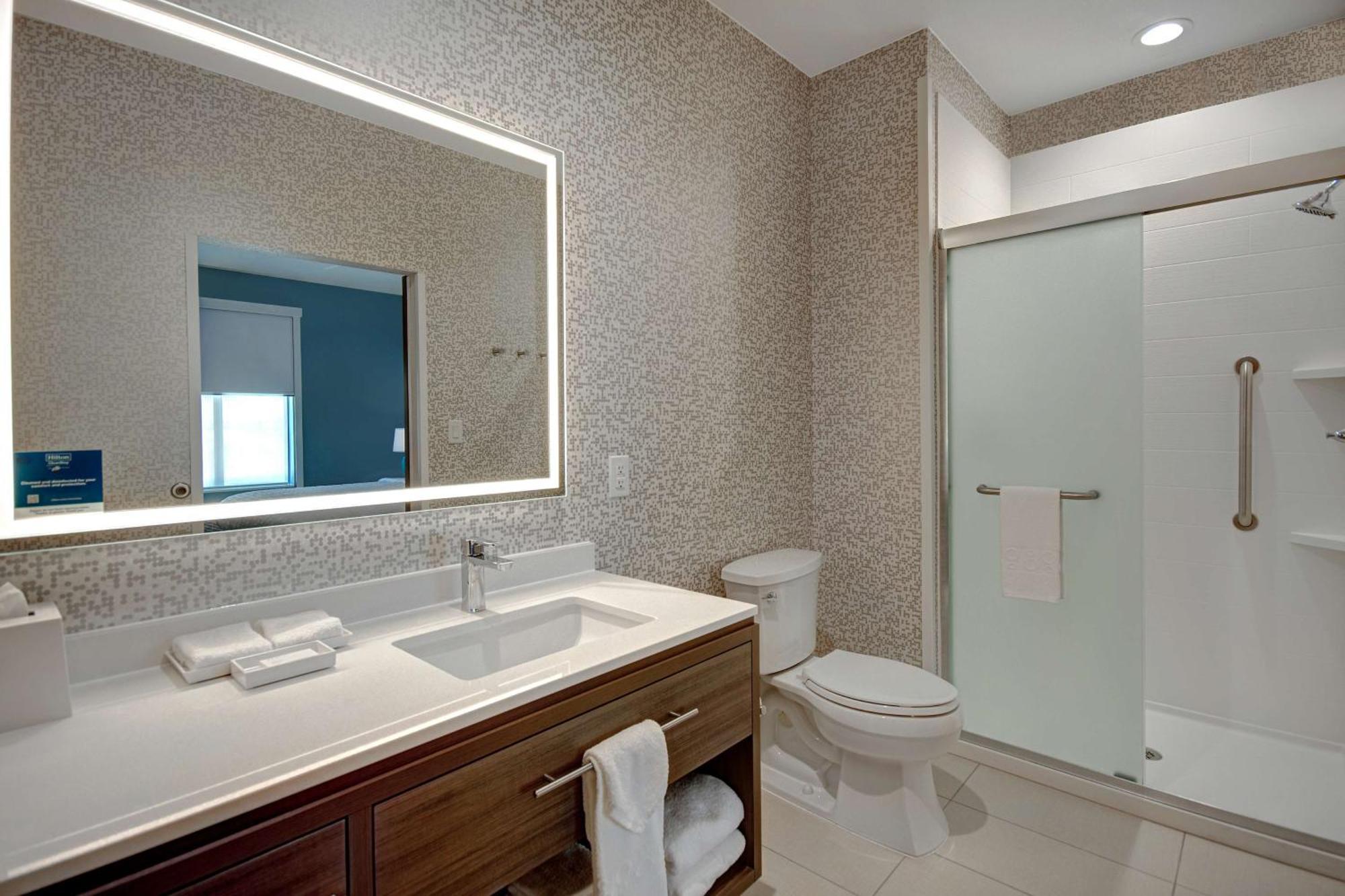 Home2 Suites By Hilton Burleson Exterior photo